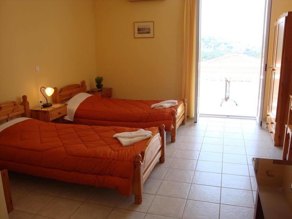 Stamatia Studios Razáta Buitenkant foto