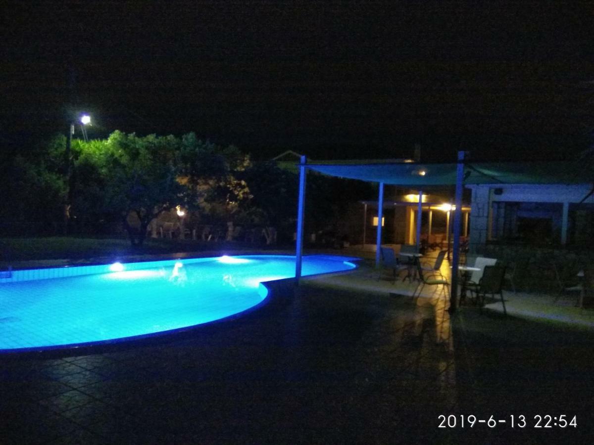 Stamatia Studios Razáta Buitenkant foto
